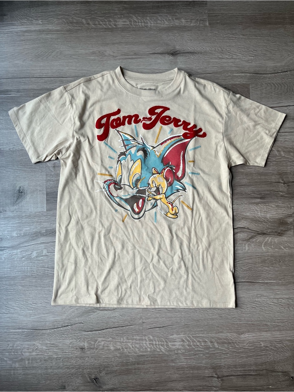 Freeze Tom & Jerry Graphic Tee - Cream, Red, Blue